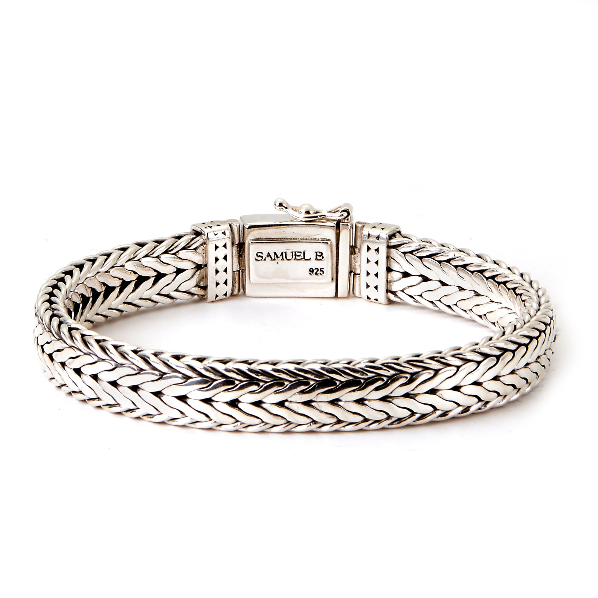 Tapiz Men’s Bracelet available at Talisman Collection Fine Jewelers in El Dorado Hills, CA and online. Specs: Tapiz Men’s Bracelet crafted in Sterling Silver features a woven design. 8.5". 