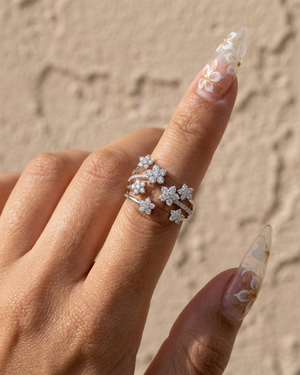 LALI Diamond Flower Ring