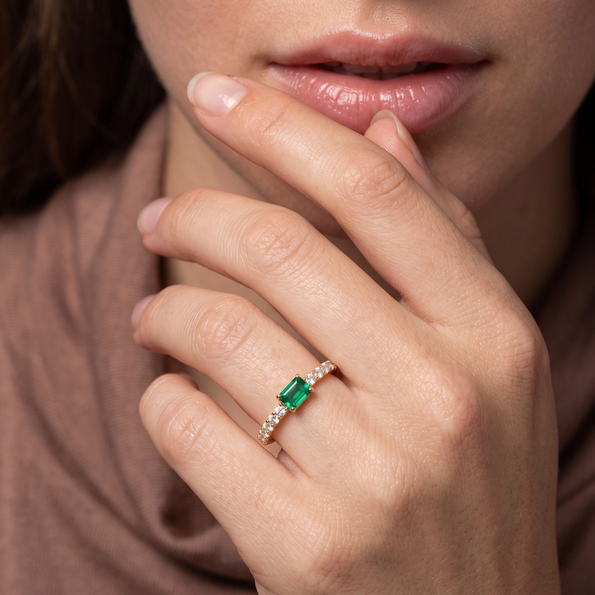 LALI Emerald & Diamond Ring