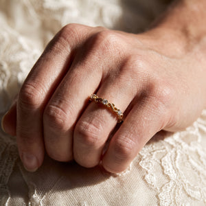 Malakan Diamond Station Ring