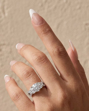 Malakan Vintage Woven Multi-Stone Diamond Ring