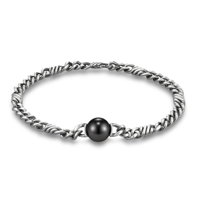 Sorrento Link & Chain Tahitian Pearl Men's Bracelet by Mastoloni Pearls available at Talisman Collection Fine Jewelers in El Dorado Hills, CA and online.  Unleash your inner style with the Sorrento Link & Chain Tahitian Pearl Bracelet. This luxurious bracelet features a luminous 11-12 mm Tahitian pearl, set in high-quality sterling silver for a strong look. Its 8.5" length is perfect for anyone who needs more generous sizing. 