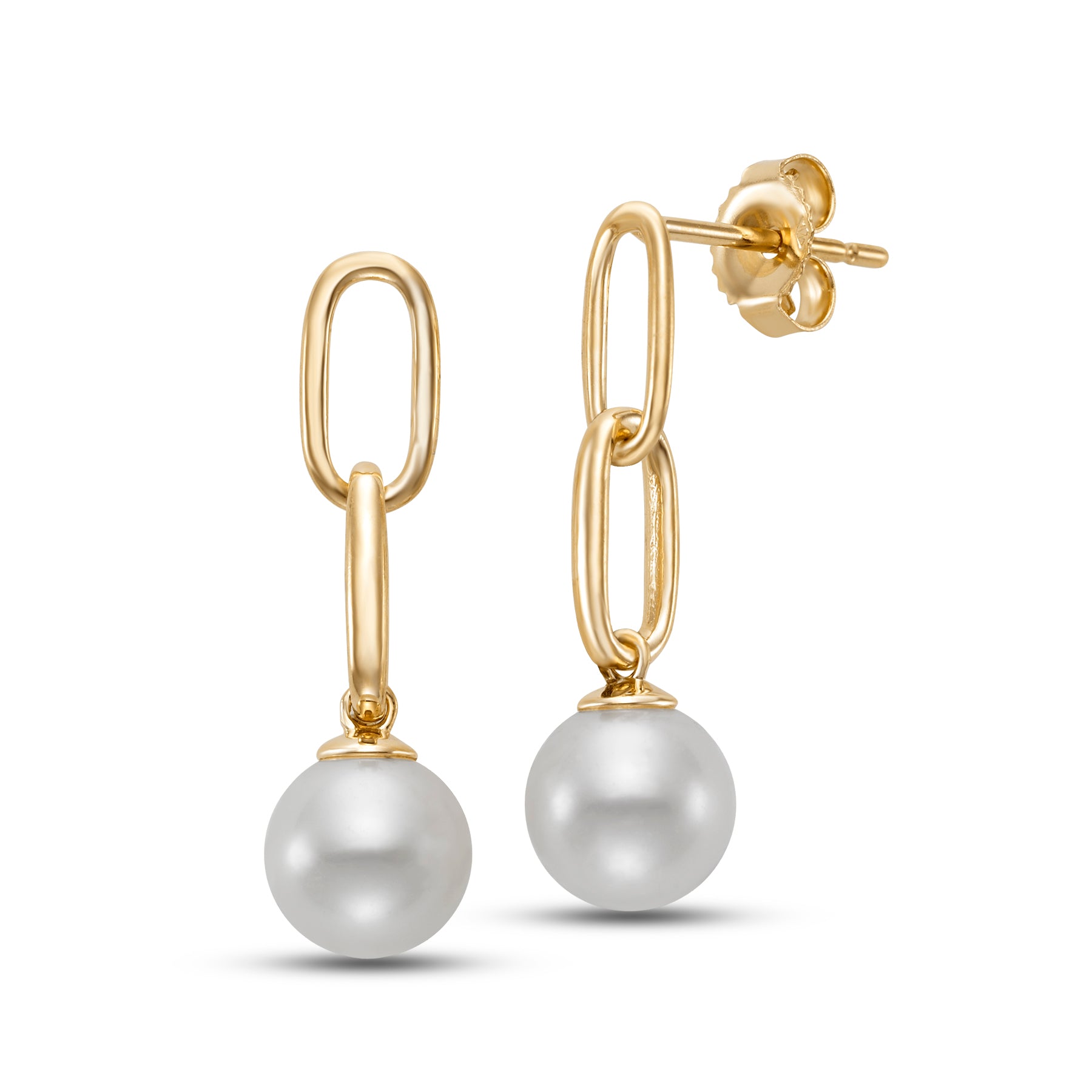 Freshwater Pearl Gold Link Earrings by Mastoloni available at Talisman Collection Fine Jewelers in El Dorado Hills, CA and online. Crafted in 14k yellow gold, these earrings showcase a striking link design with a 6–6.5mm freshwater pearl drop. The geometric gold links contrast beautifully with the natural beauty of the pearl, offering a chic update to traditional styles. Perfect for adding a sophisticated touch to your everyday ensemble or making a subtle statement at special events. 