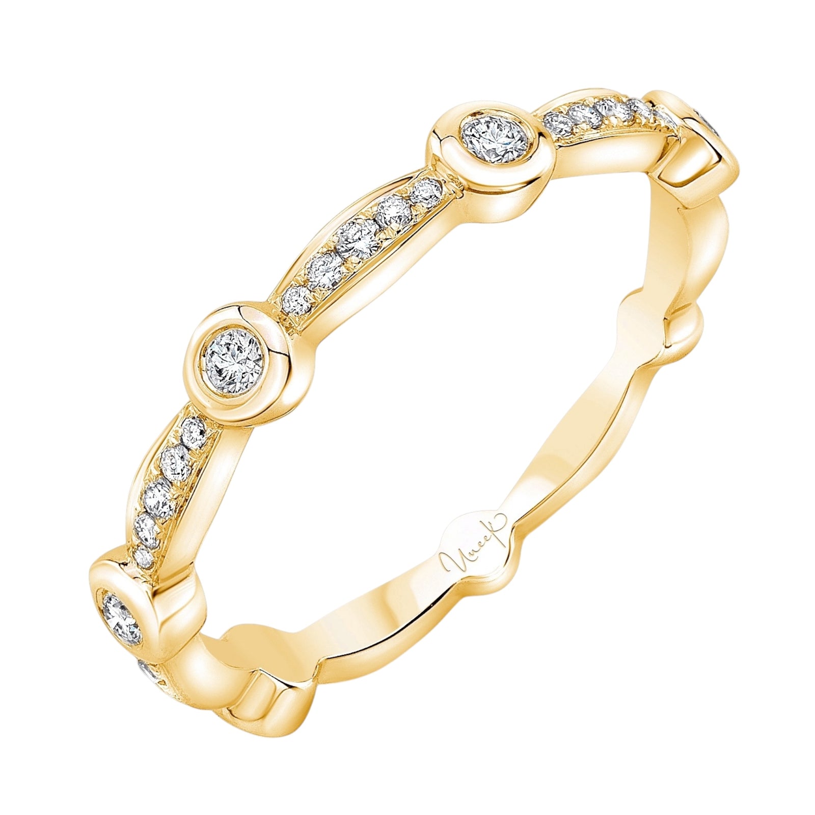 Diamond Station Channel-Set Band