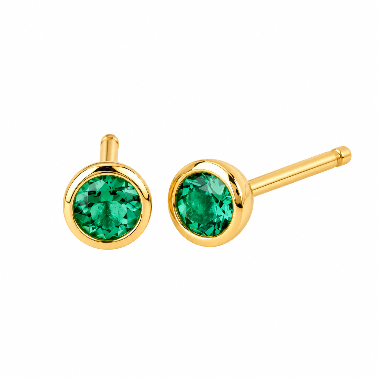 Ostbye Emerald Bezel Stud Earrings