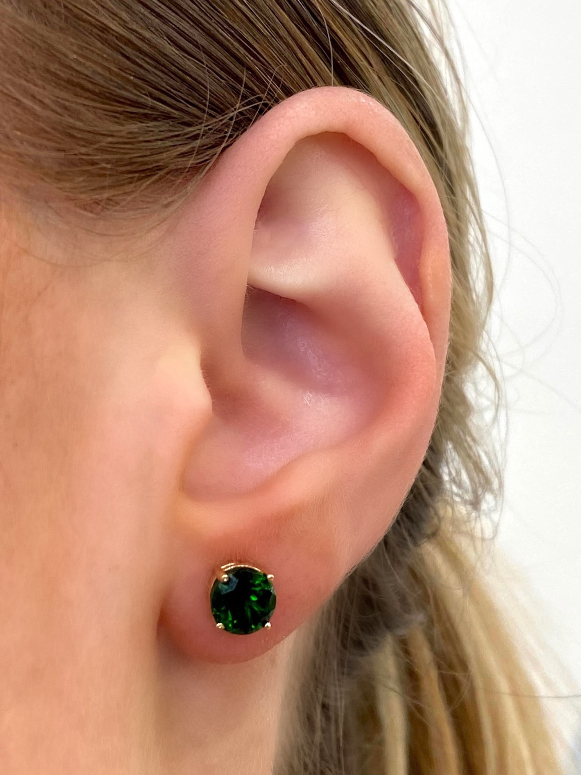 Chrome Diopside Stud Earrings in 14k Yellow Gold