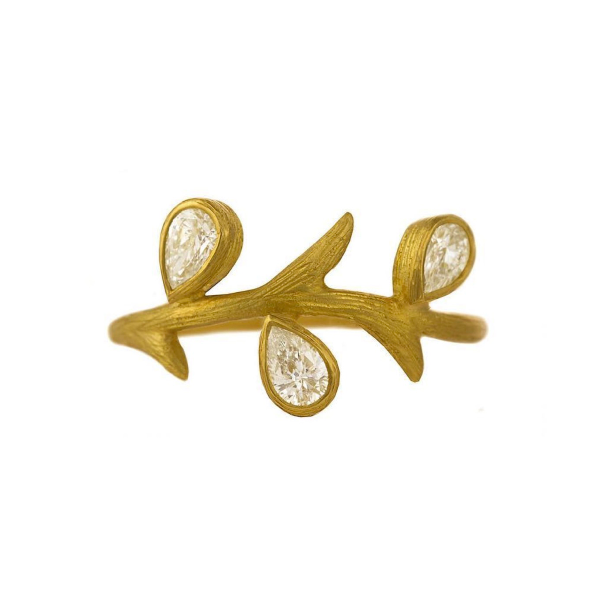 Budding 2025 vine ring